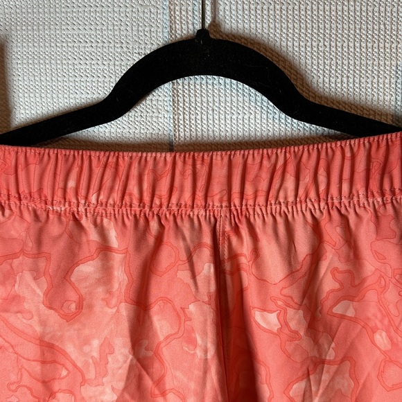 HUK Performance Quick Drying Shorts Womens Large - Picture 3 of 6